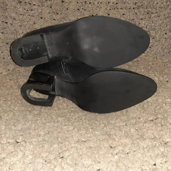 Jeffrey Campbell | Shoes | Jeffrey Campbellbenicio  JEFFREY CAMPBELL-Benicio Bootie-Black Leather-Chains/Cube Heel-Sz 8-Excellent